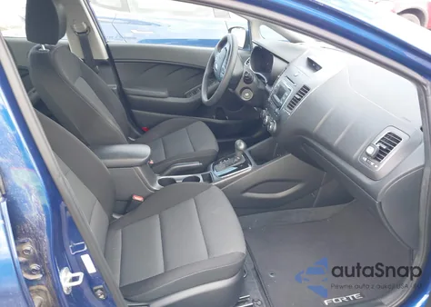 2017 Kia Forte Lx z USA, uszkodzony, nr VIN 3KPFK4A71HE023362